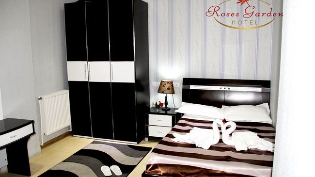 Roses Garden Hotel Тбілісі Номер фото